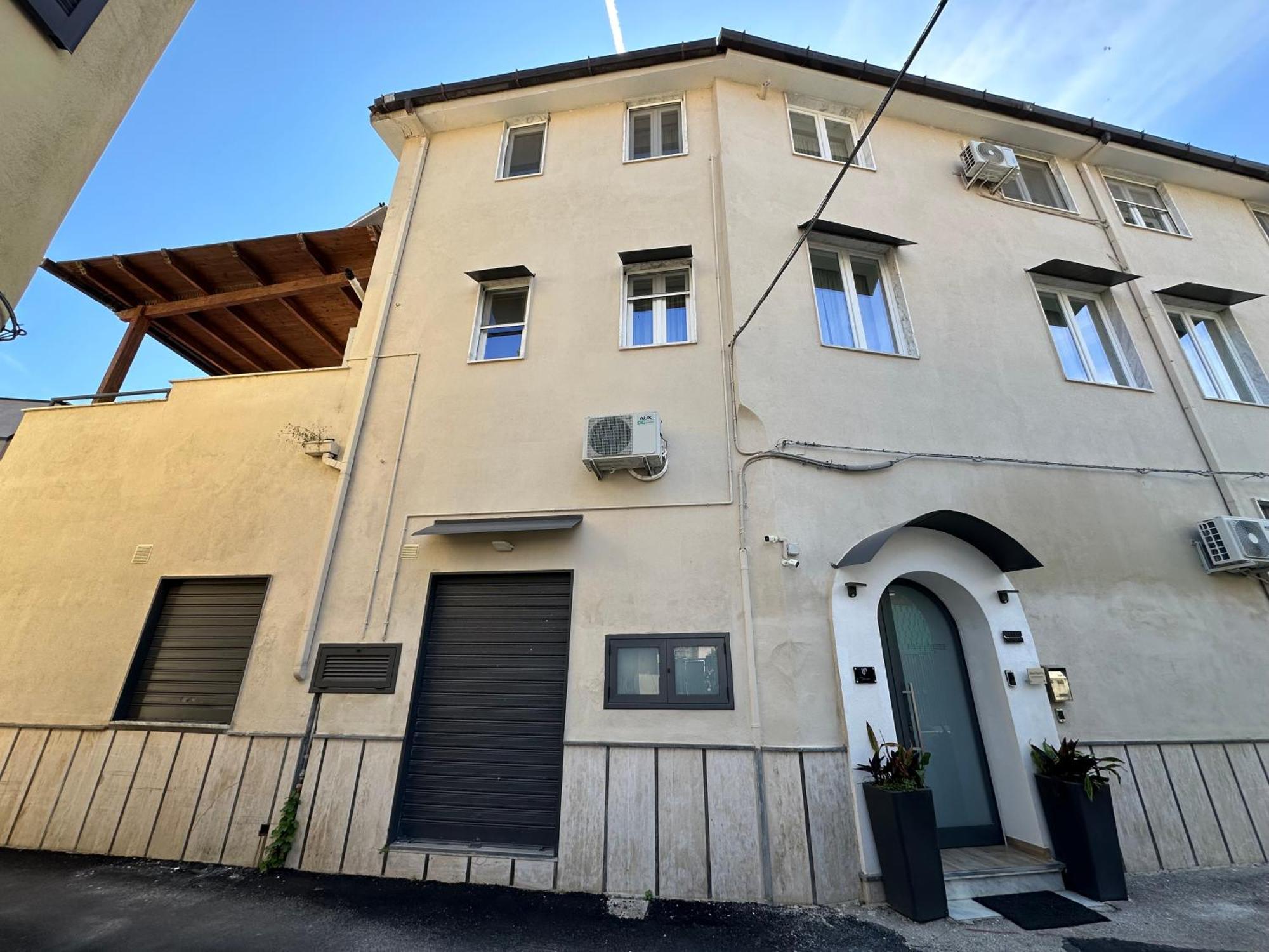 Zeta Rooms Caserta Exterior photo